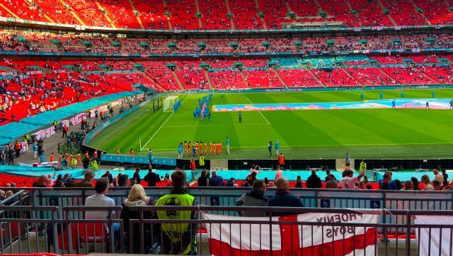 比分-【现场】英格兰夺头名留在温布利 球队表现仍存隐忧